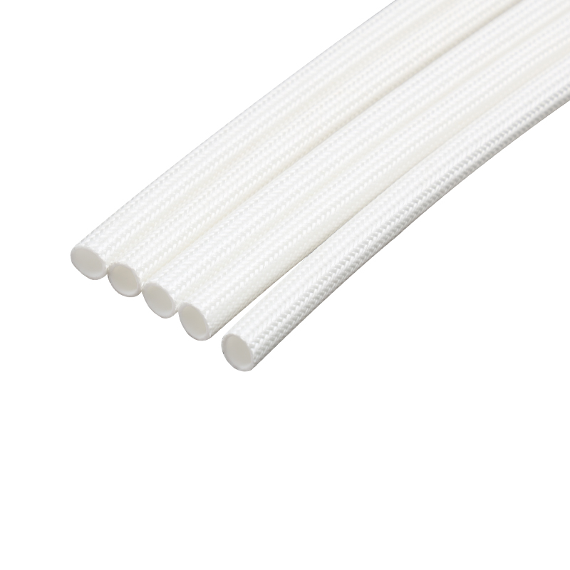 Manșon din cauciuc siliconic împletit din fibră de sticlă din silicon. Manșon din cauciuc siliconic împletit din fibră de sticlă din silicon.